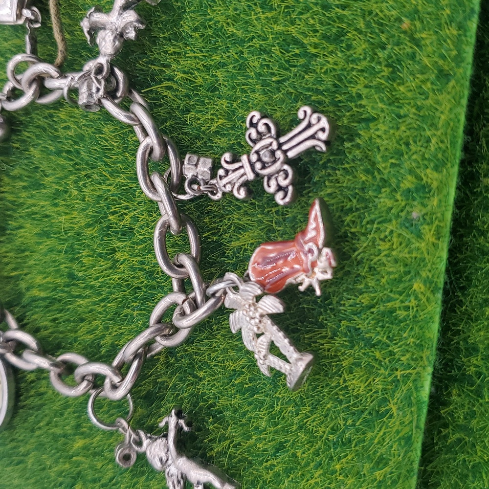 Silver Tone Charm Bracelet with Texas and Angel Charms B3025 - Picture 2 of 6